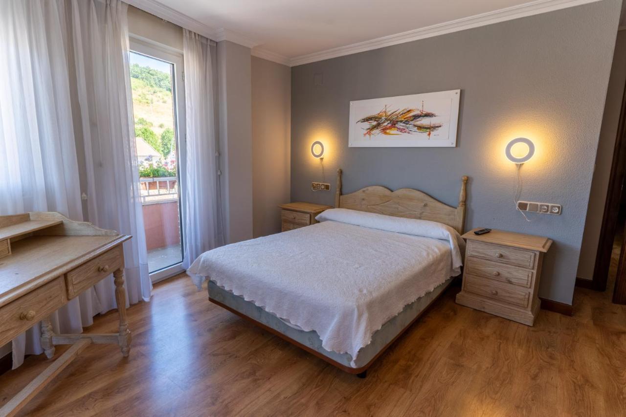 Hotel Rio Cea Puente Almuhey エクステリア 写真