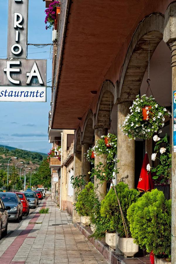 Hotel Rio Cea Puente Almuhey エクステリア 写真
