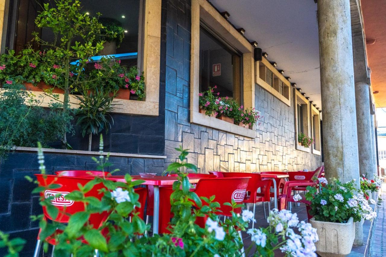 Hotel Rio Cea Puente Almuhey エクステリア 写真