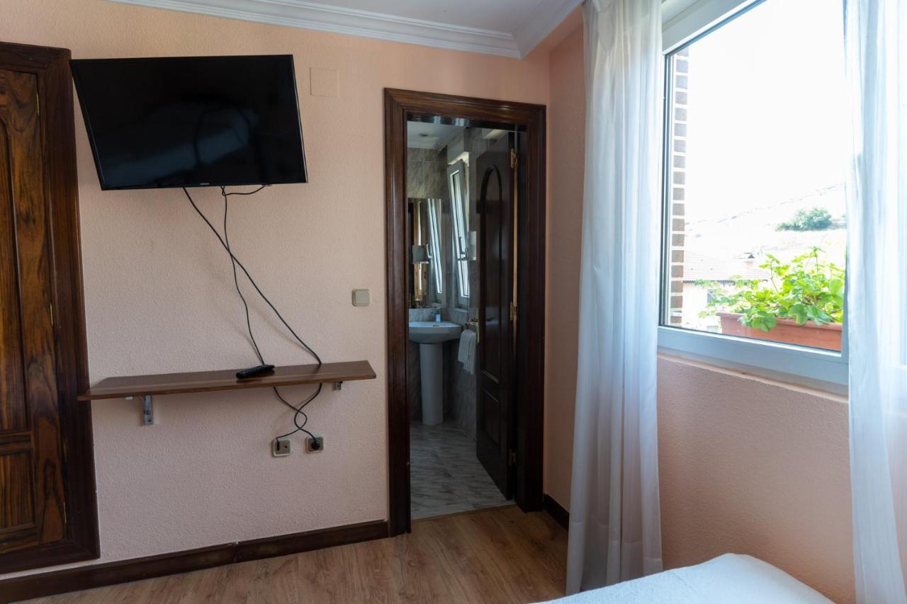 Hotel Rio Cea Puente Almuhey エクステリア 写真
