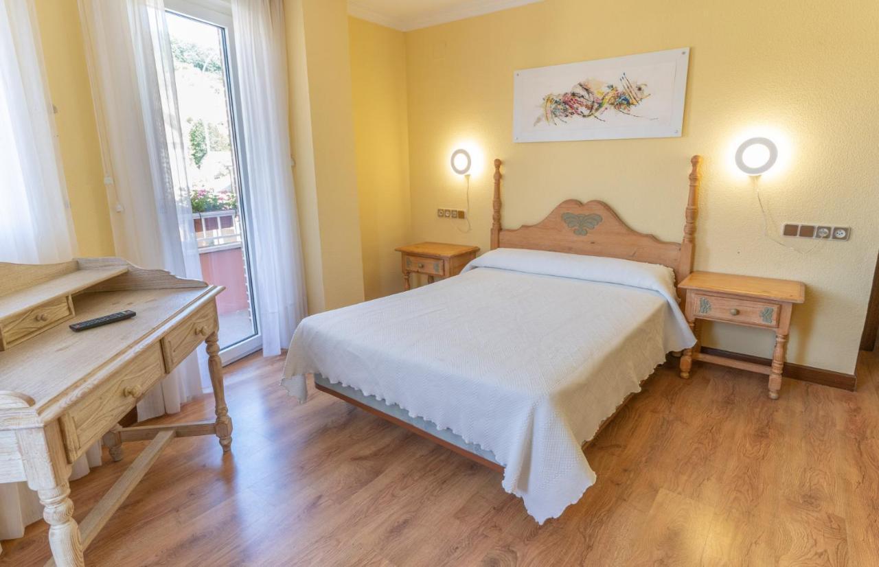 Hotel Rio Cea Puente Almuhey エクステリア 写真