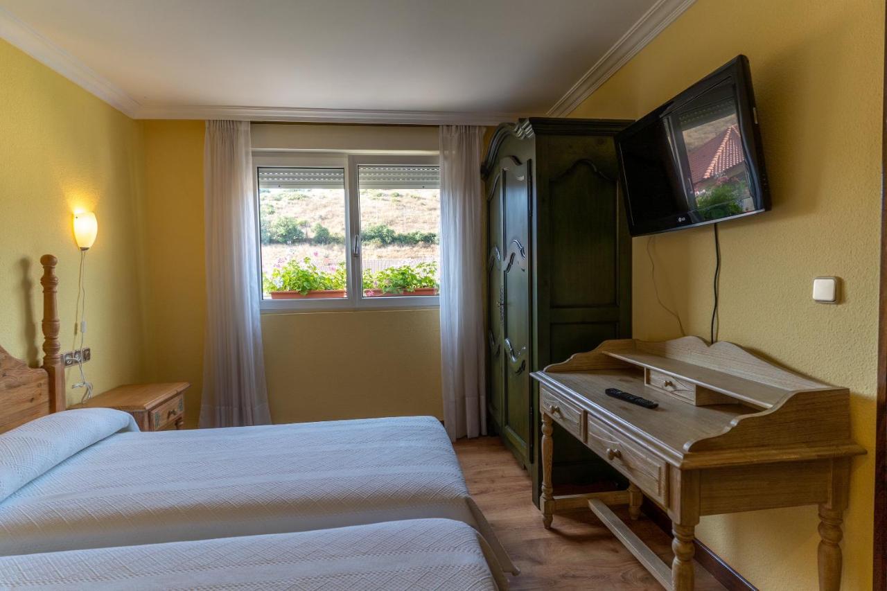 Hotel Rio Cea Puente Almuhey エクステリア 写真