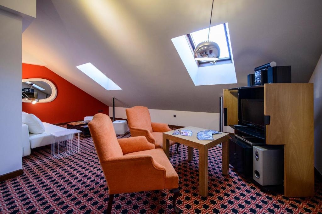 Hotel Rio Cea Puente Almuhey エクステリア 写真